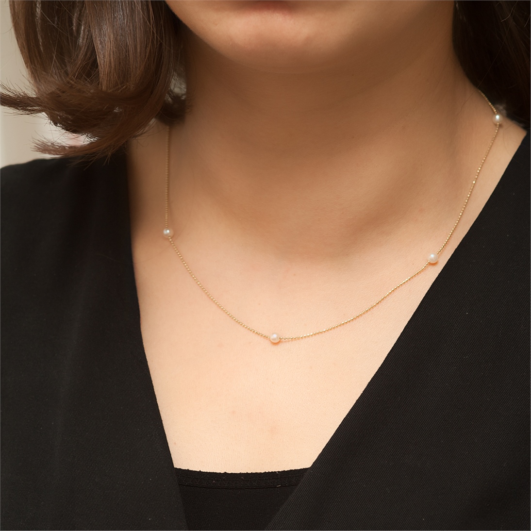 Solid Gold String Pearl Necklace