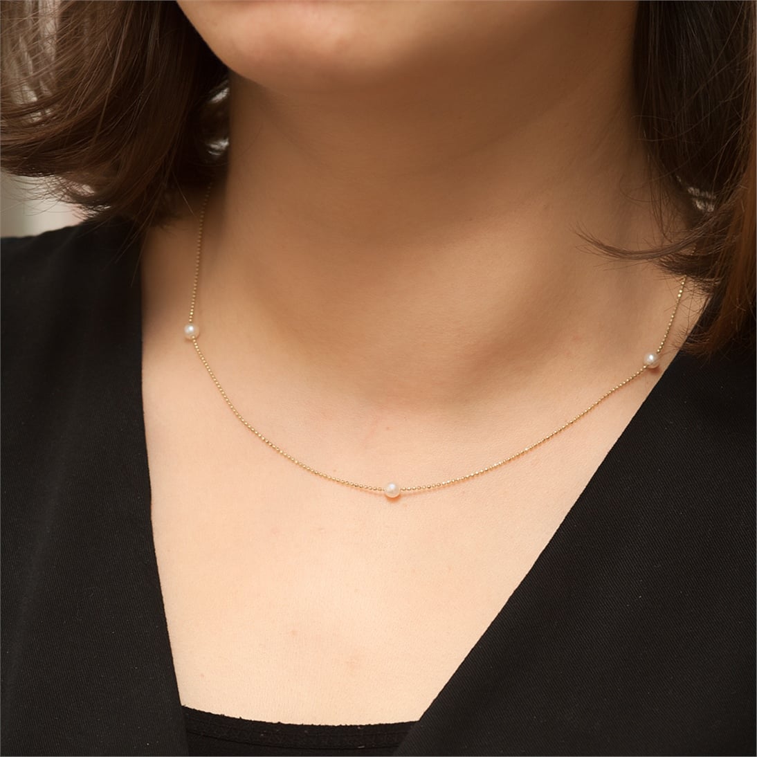 Solid Gold String Pearl Necklace