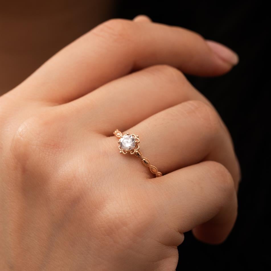 Altın 4 Tırnak Boğumlu Yüzük