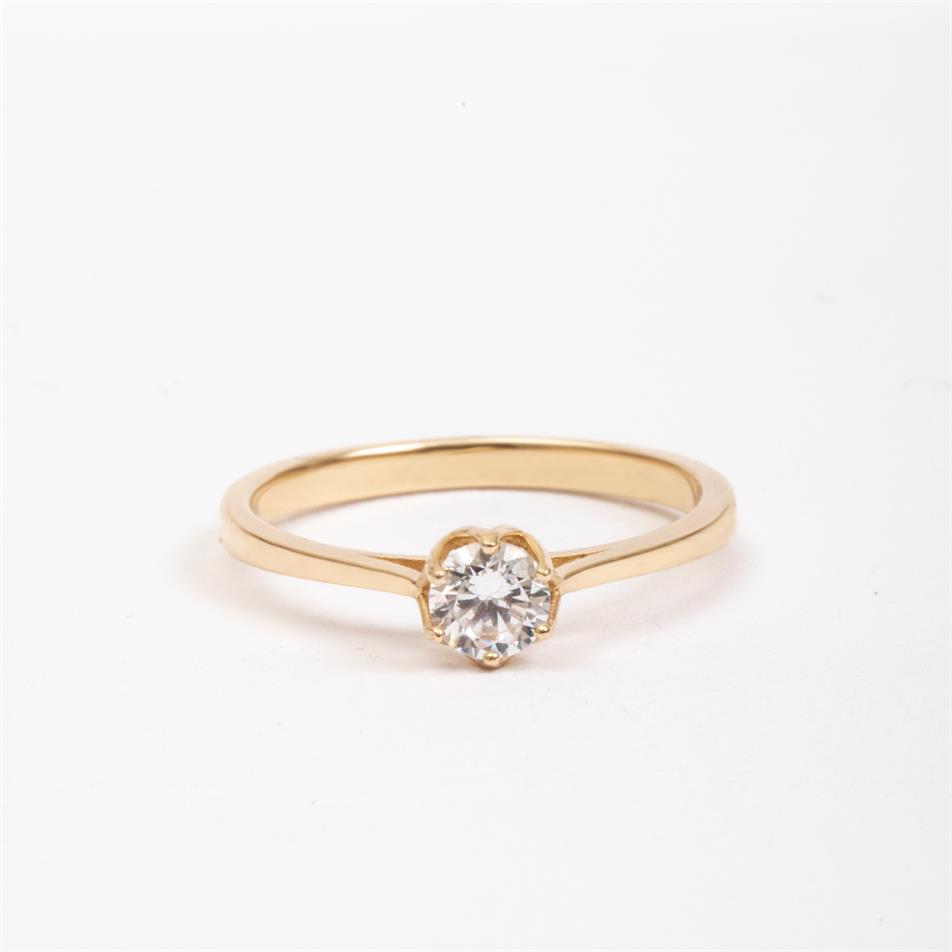 Altın 6 Tırnak Taşlı Yüzük