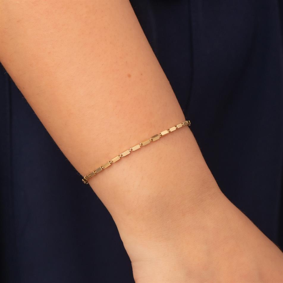 Gold Rectangular Bar Link Bracelet
