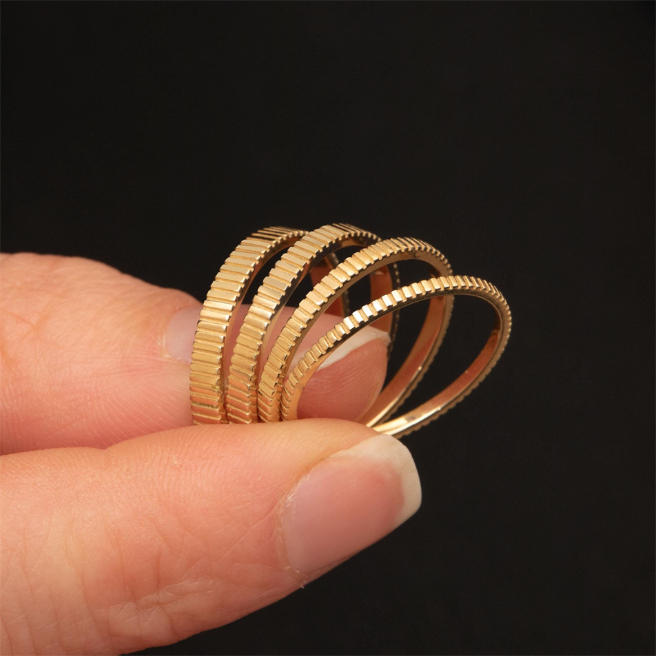 Gold Slim Ribbed Rings