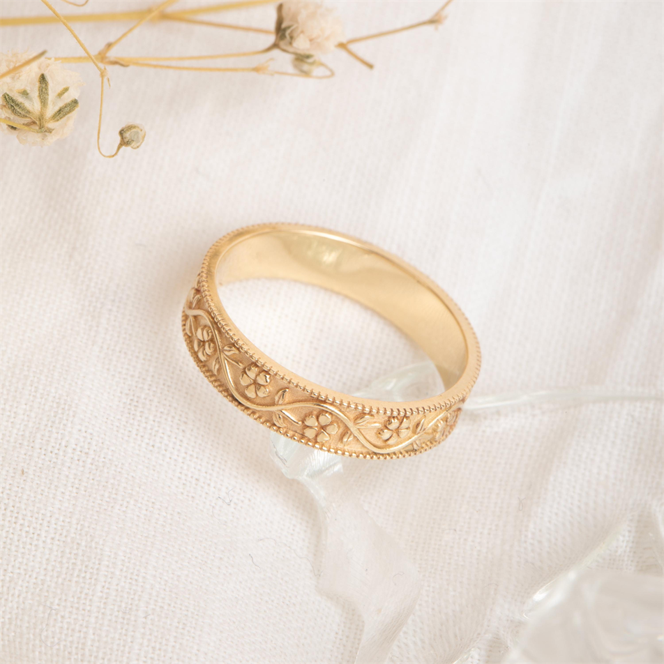 Gold Floral Vine Milgrain Band