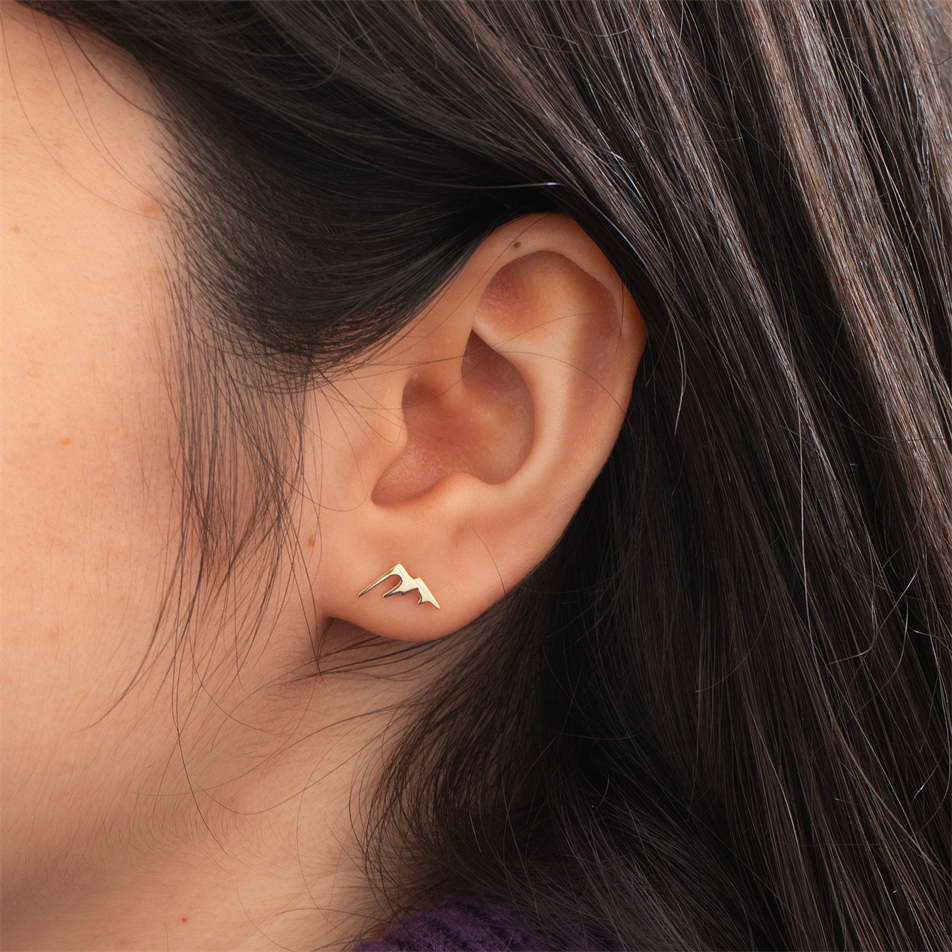 Altın Dağ Figürlü Küpe