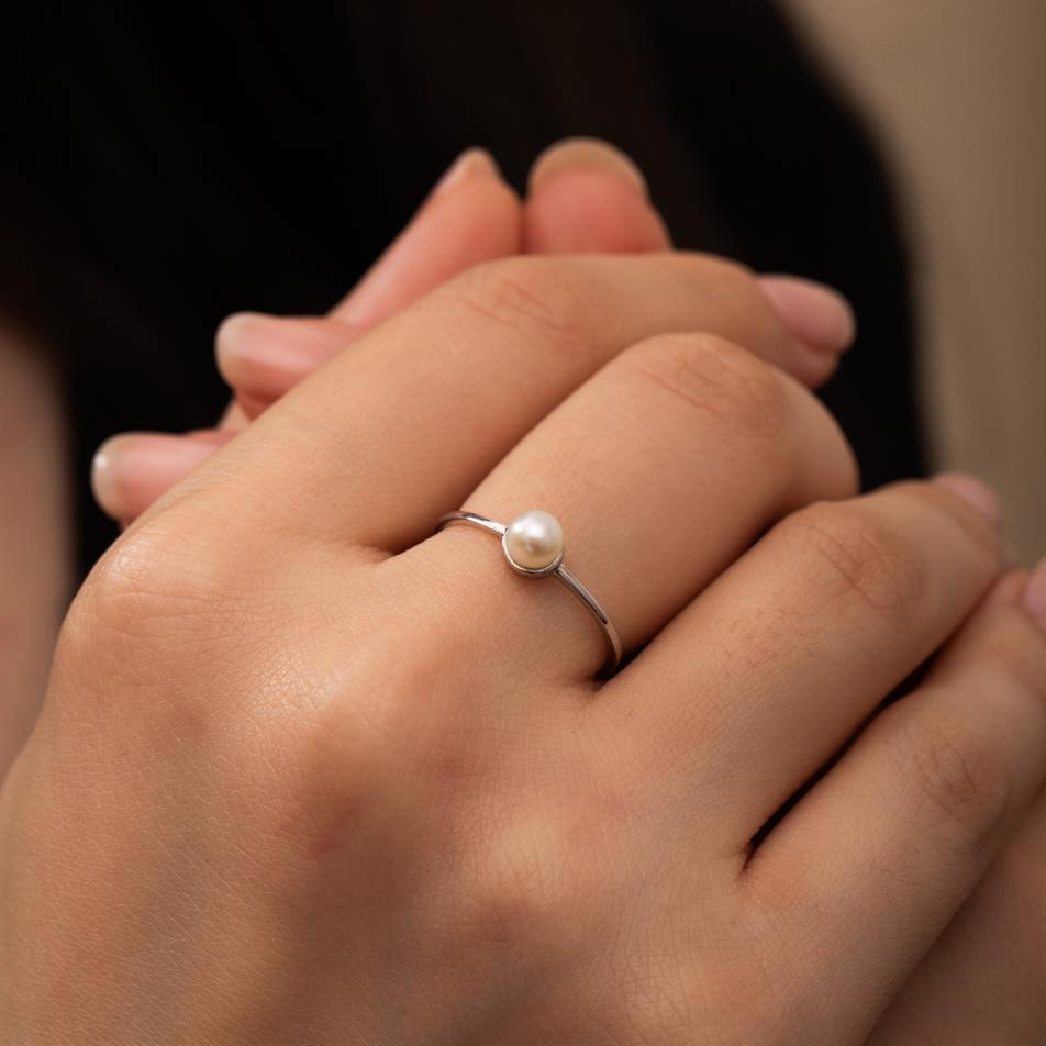 Solid Gold Pearl Ring