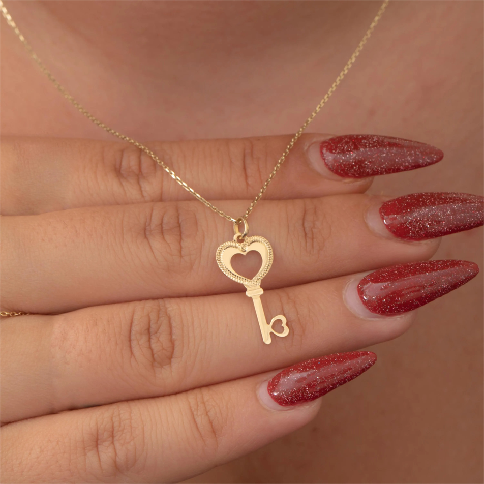 Altın Kalp Anahtar Kolye