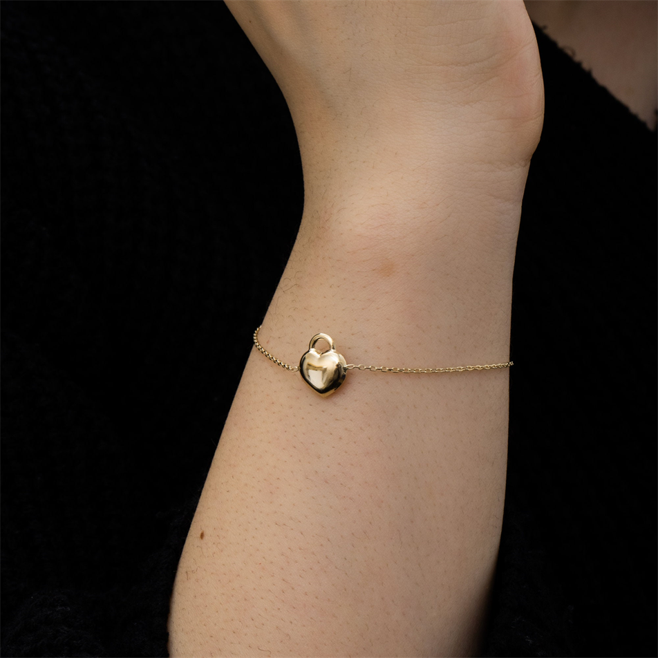 Gold Personalized Heart Bracelet