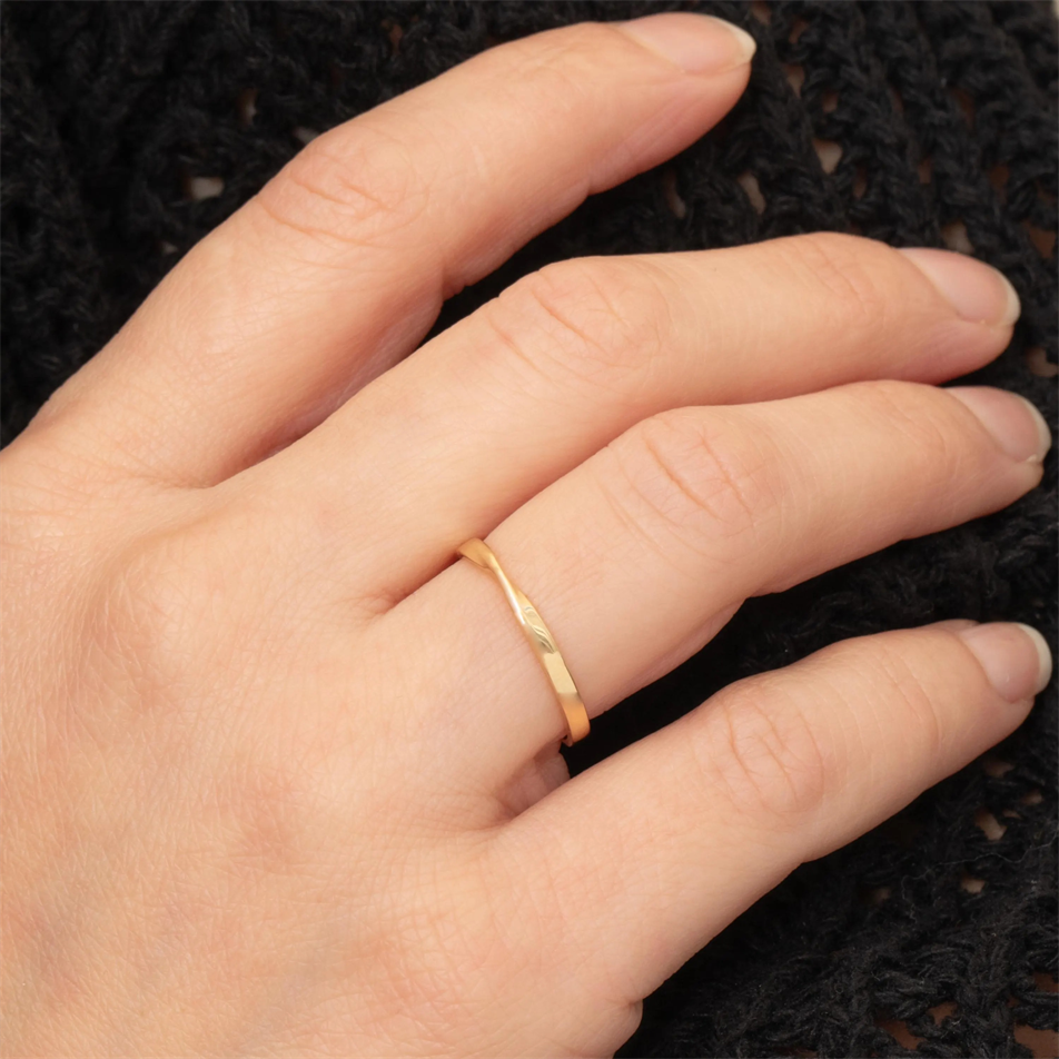 Gold Mobius Infinity Ring