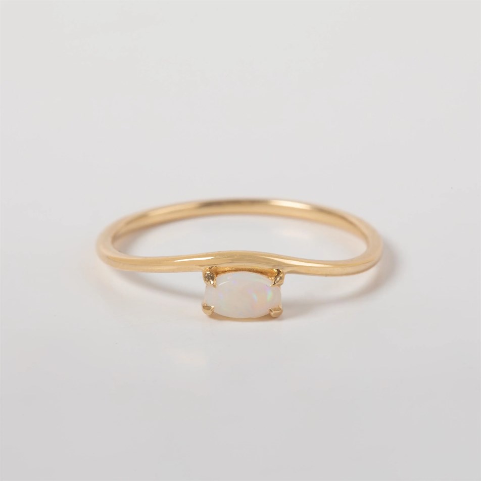 Gold Oval Opal Ring