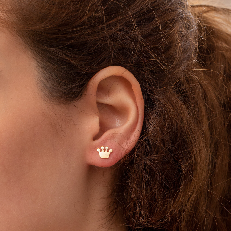 Altın Taç Figürlü Küpe