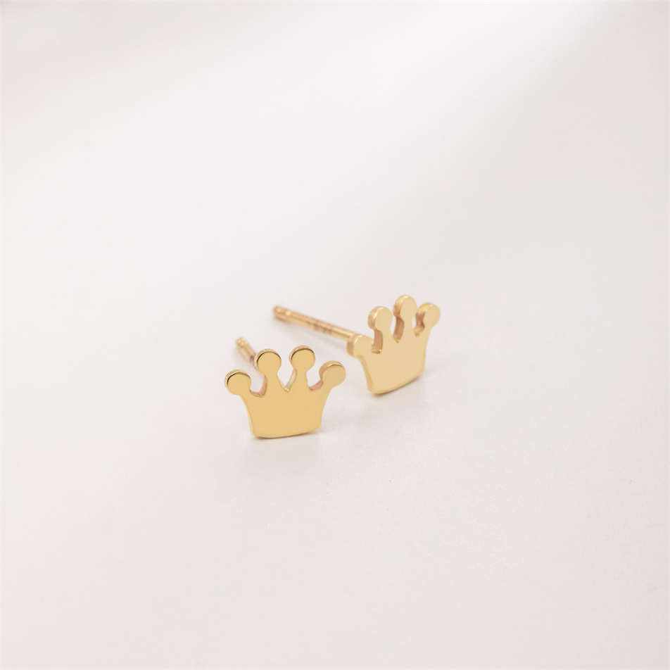 Altın Taç Figürlü Küpe