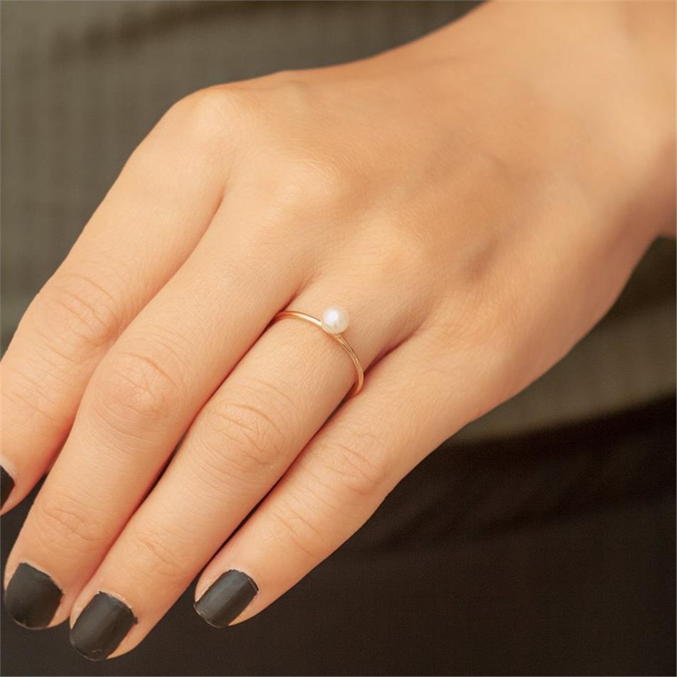 Solid Gold Dainty Pearl Ring