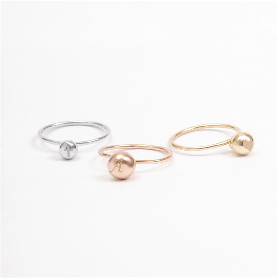 Altın Top Figürlü Yüzük