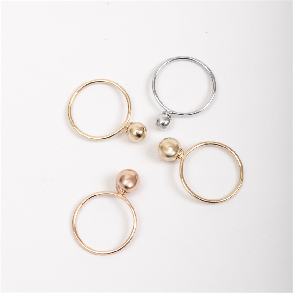 Altın Top Figürlü Yüzük