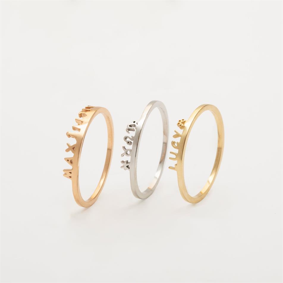 Altın İsimli Minimal Yüzük