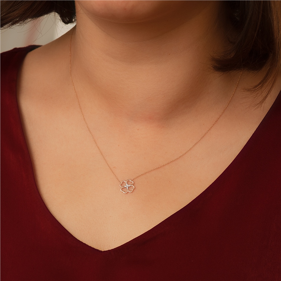 Solid Gold 0.03 ct Diamond Clover Necklace