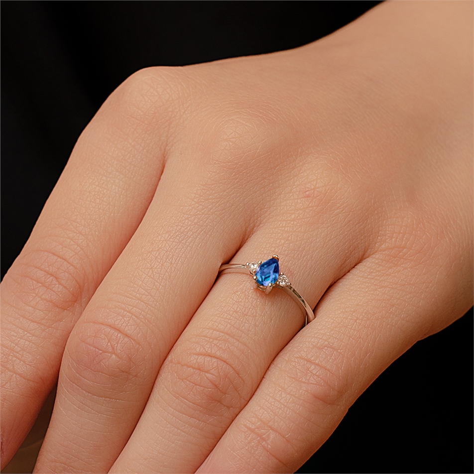 Solid Gold 0.1 ct Diamond Sapphire Fancy Ring