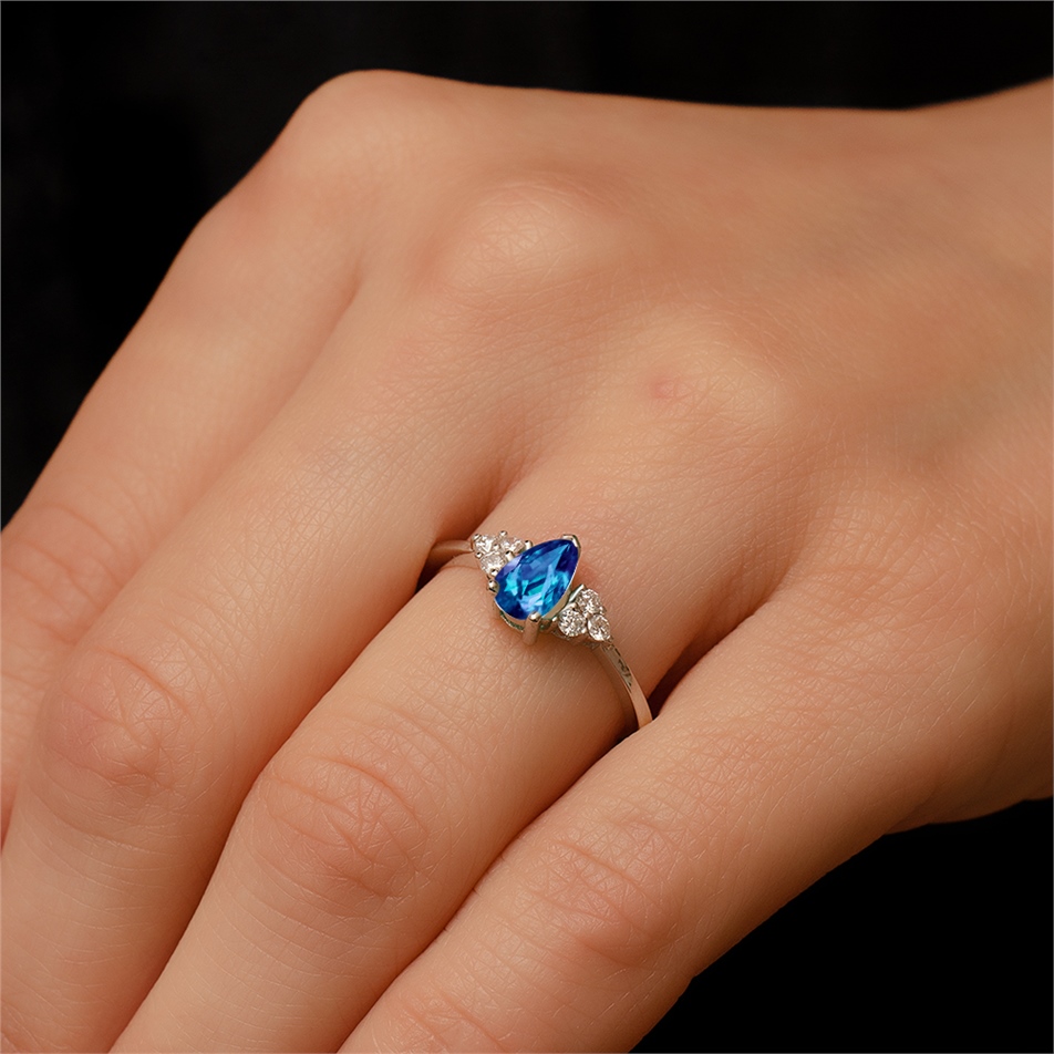 Solid Gold 0.12 ct Diamond Sapphire Fancy Ring