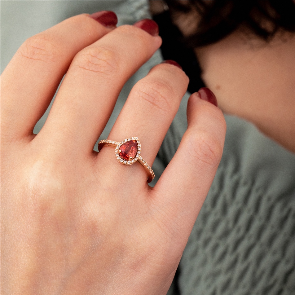 Solid Gold 0.14 ct Diamond Sapphire Ring