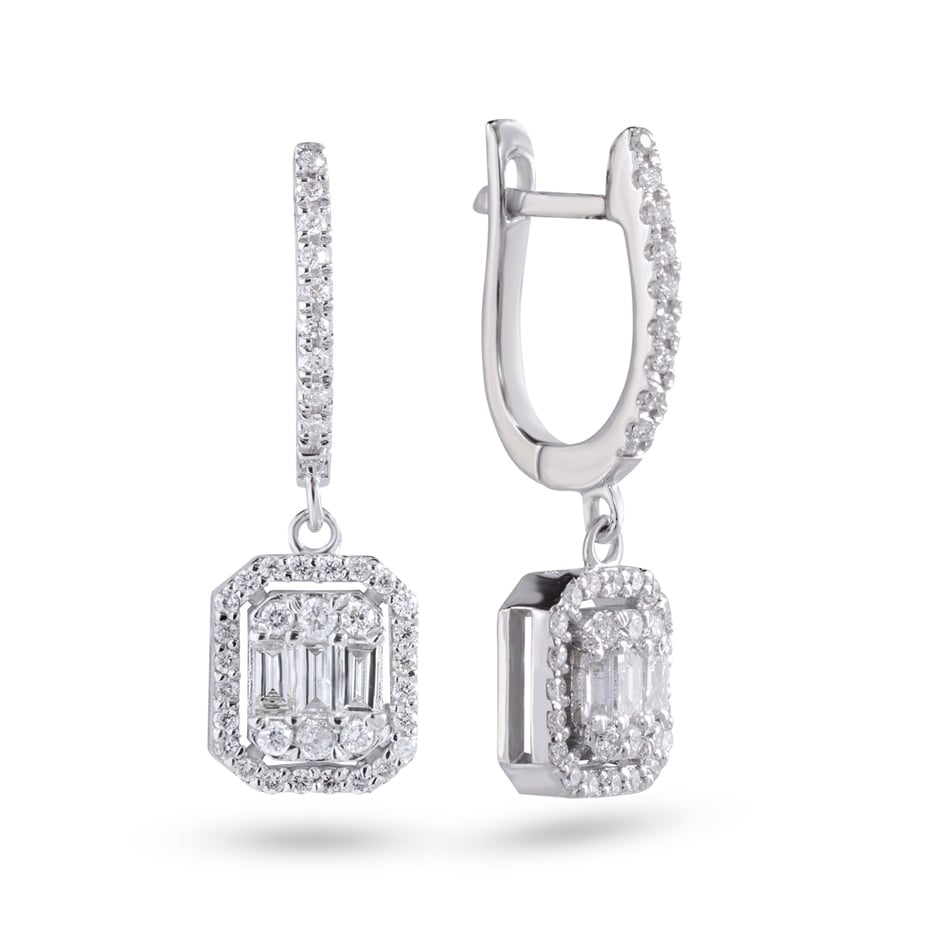 0.66 Karat Pırlanta Baget Küpe