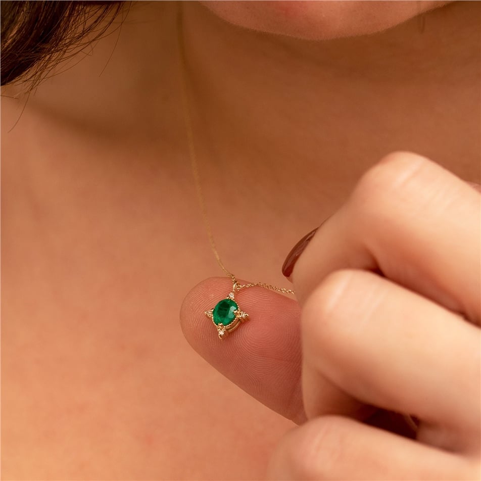 Solid Gold Round Cut Emerald Necklace