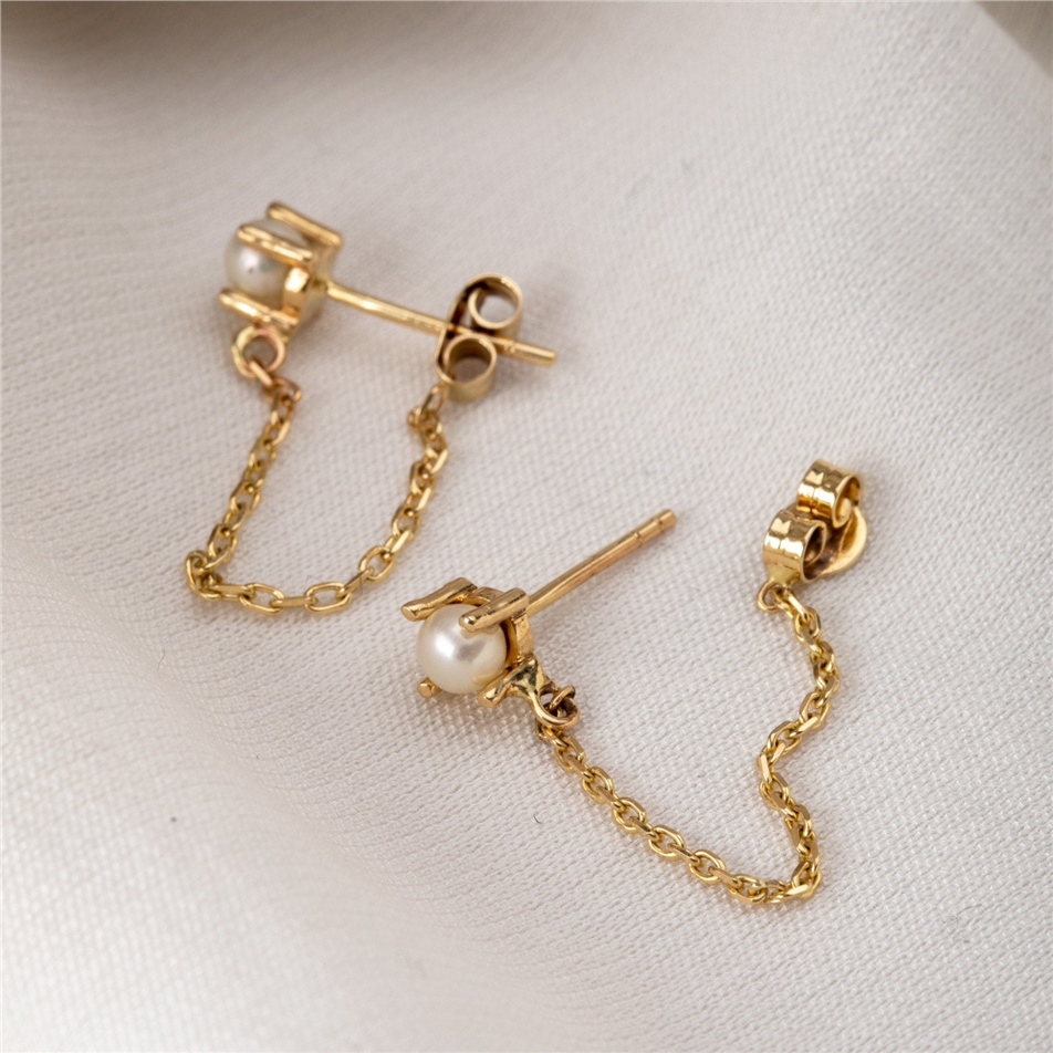 Solid Gold Thread Chain Pearl Earrings