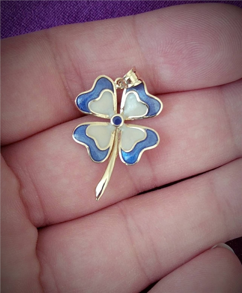 Solid Gold Enamel Clover Necklace