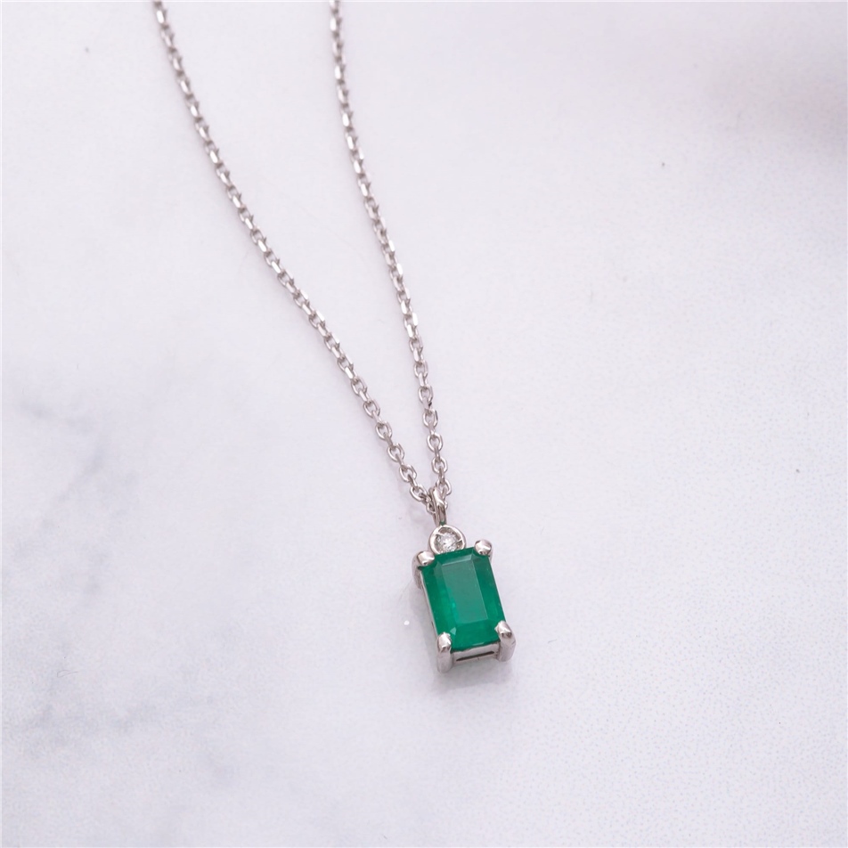 Solid Gold Baguette Emerald Necklace