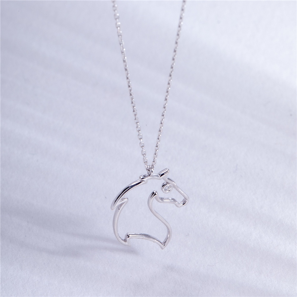 0.01 Karat Pırlanta At Başı Kolye