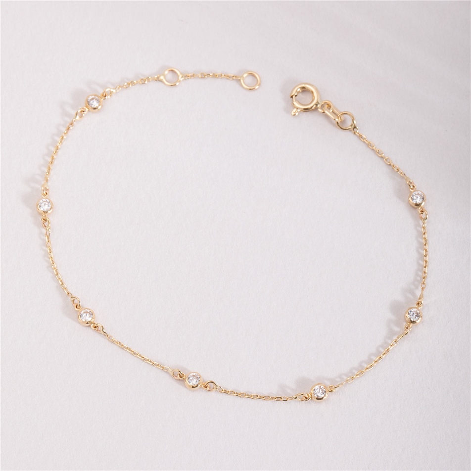 Solid Gold Multiple Diamonds Tiny Bracelet