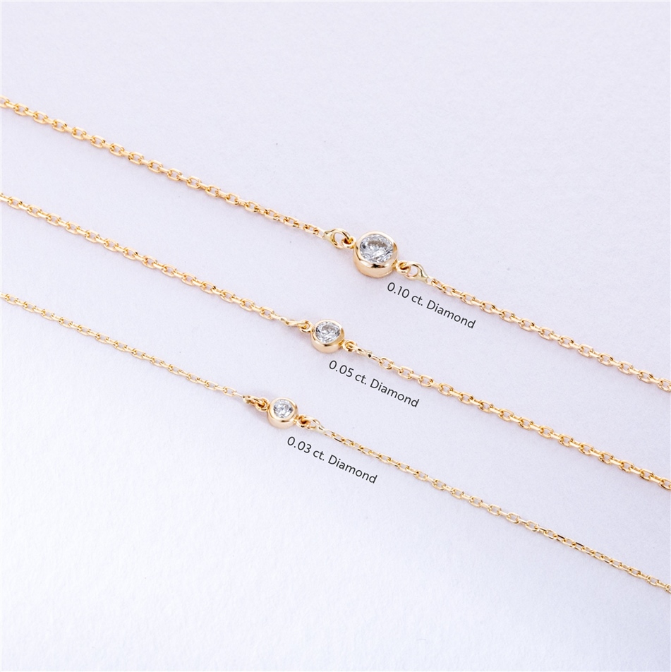 Solid Gold Multiple Diamonds Tiny Bracelet