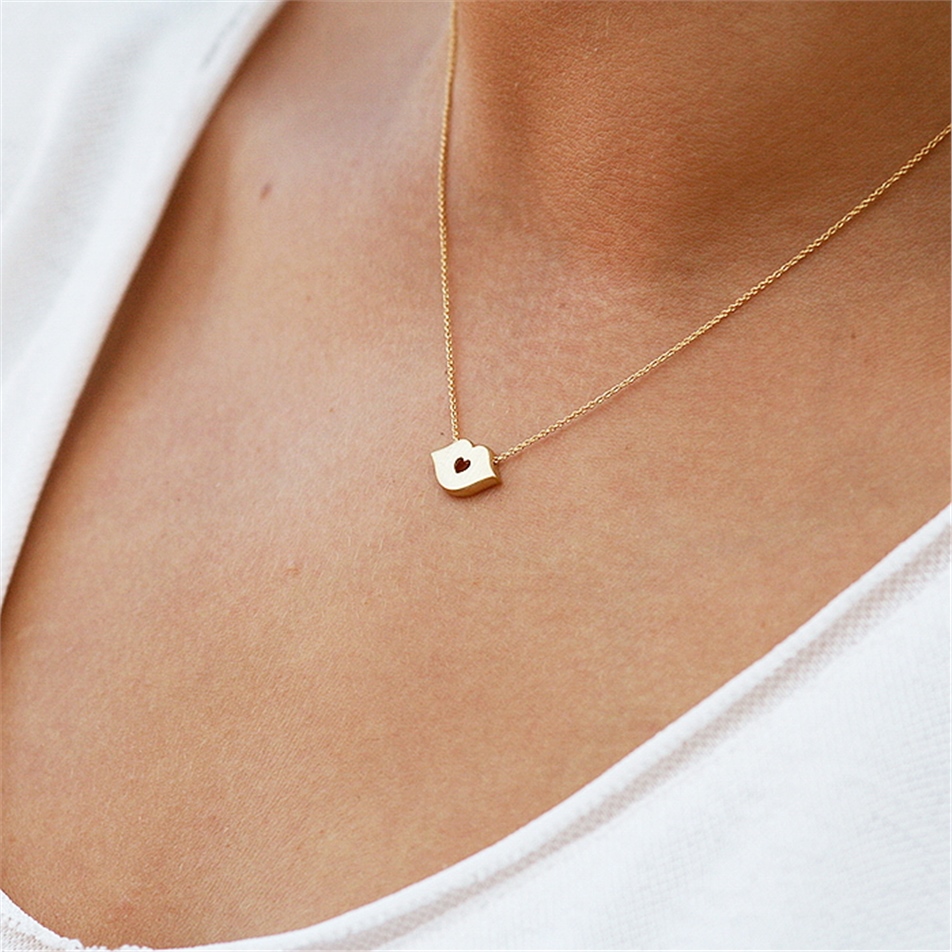 Solid Gold Lips Necklace