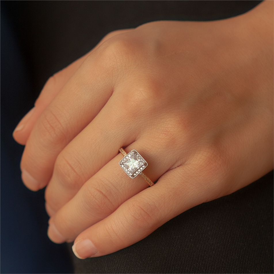 Solid Gold Solitaire Ring