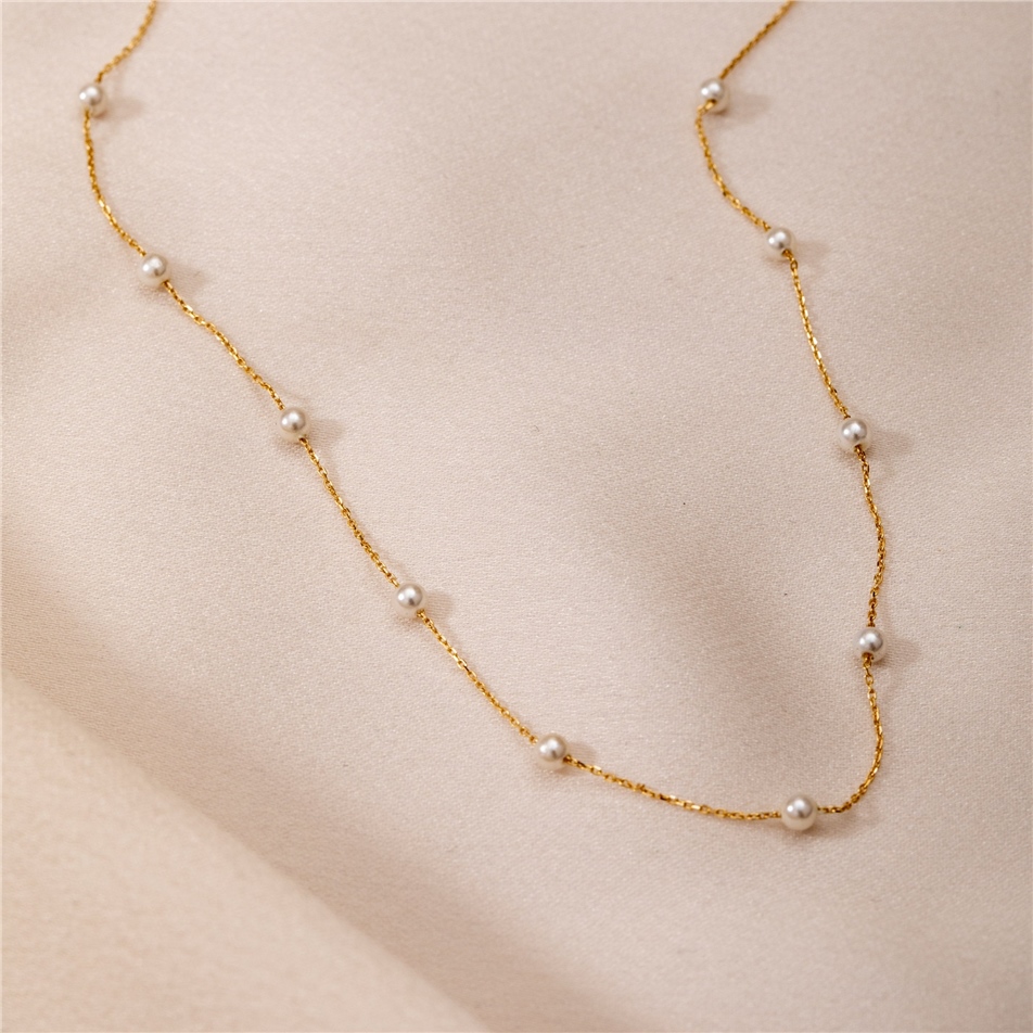 Solid Gold Multiple Pearls Necklace
