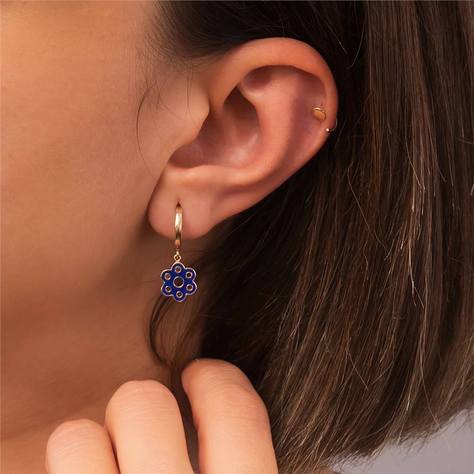 Solid Gold Enamel Daisy Earring