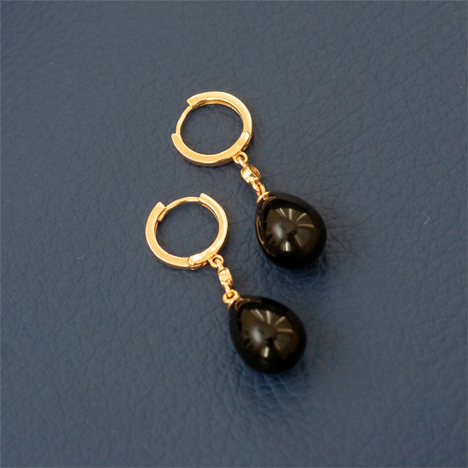 Solid Gold Onix Earring