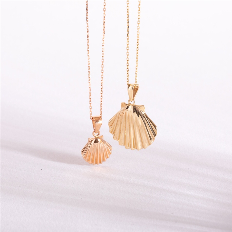 Solid Gold Sea Shell Necklace