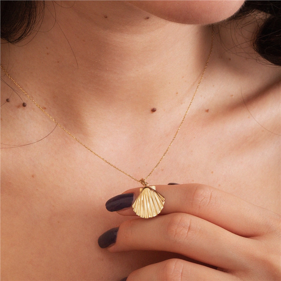 Solid Gold Sea Shell Necklace