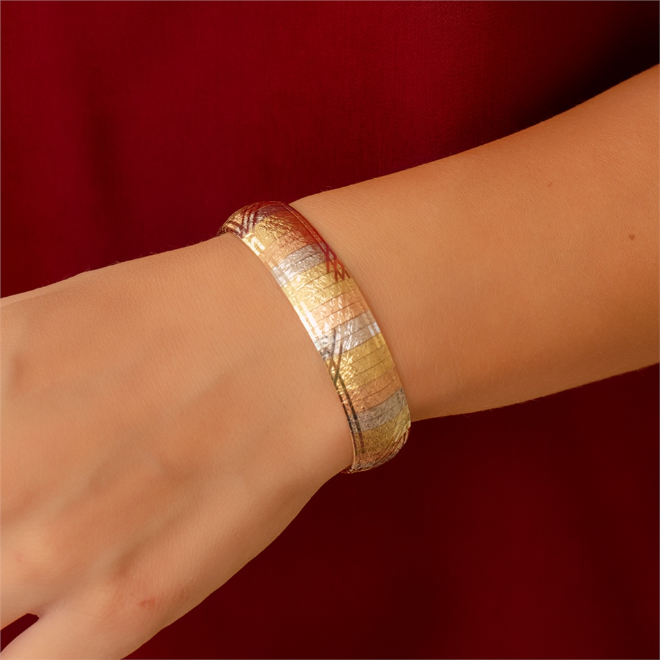 URL Solid Gold Fancy Bracelet
