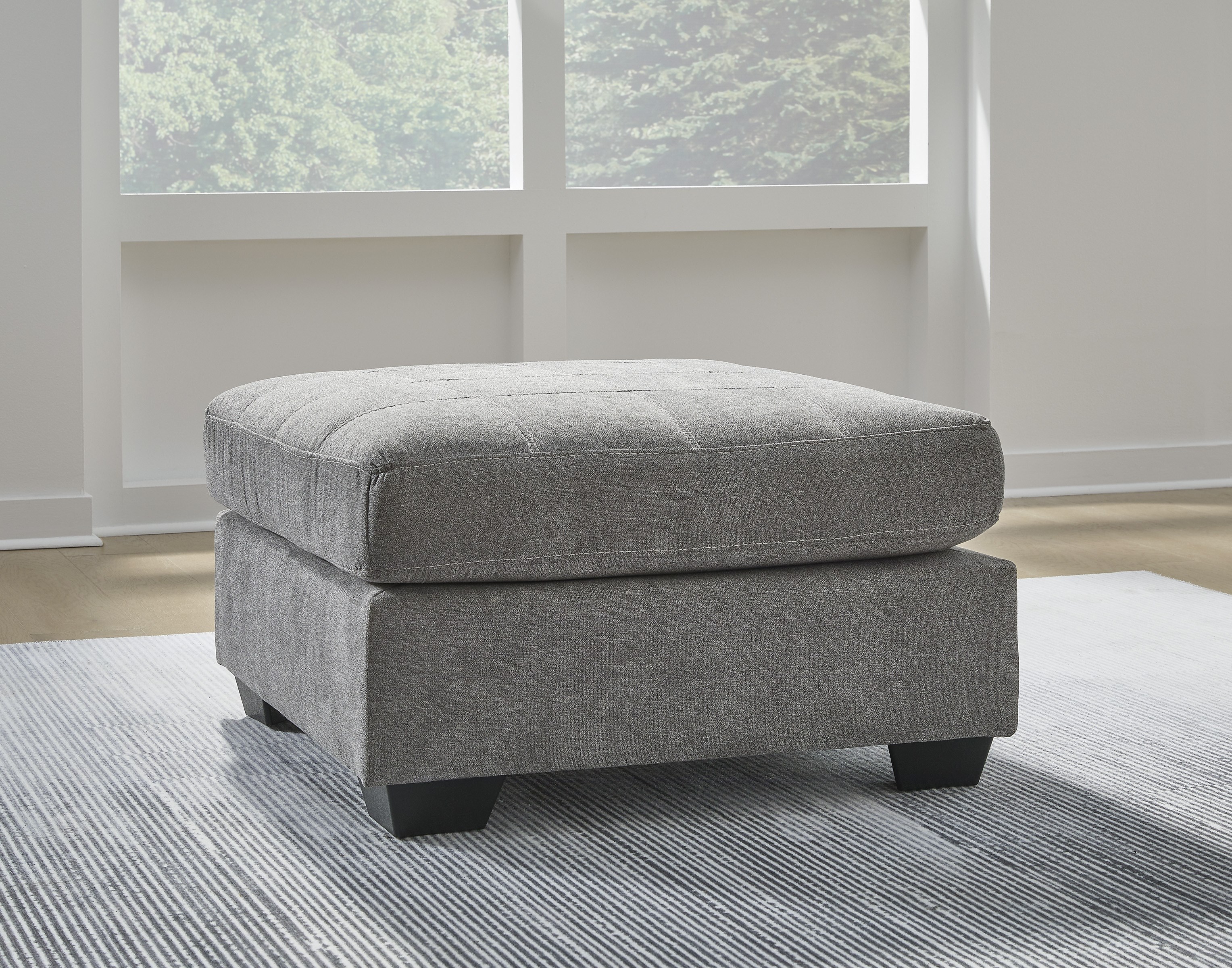 Marleton Oversized Puf