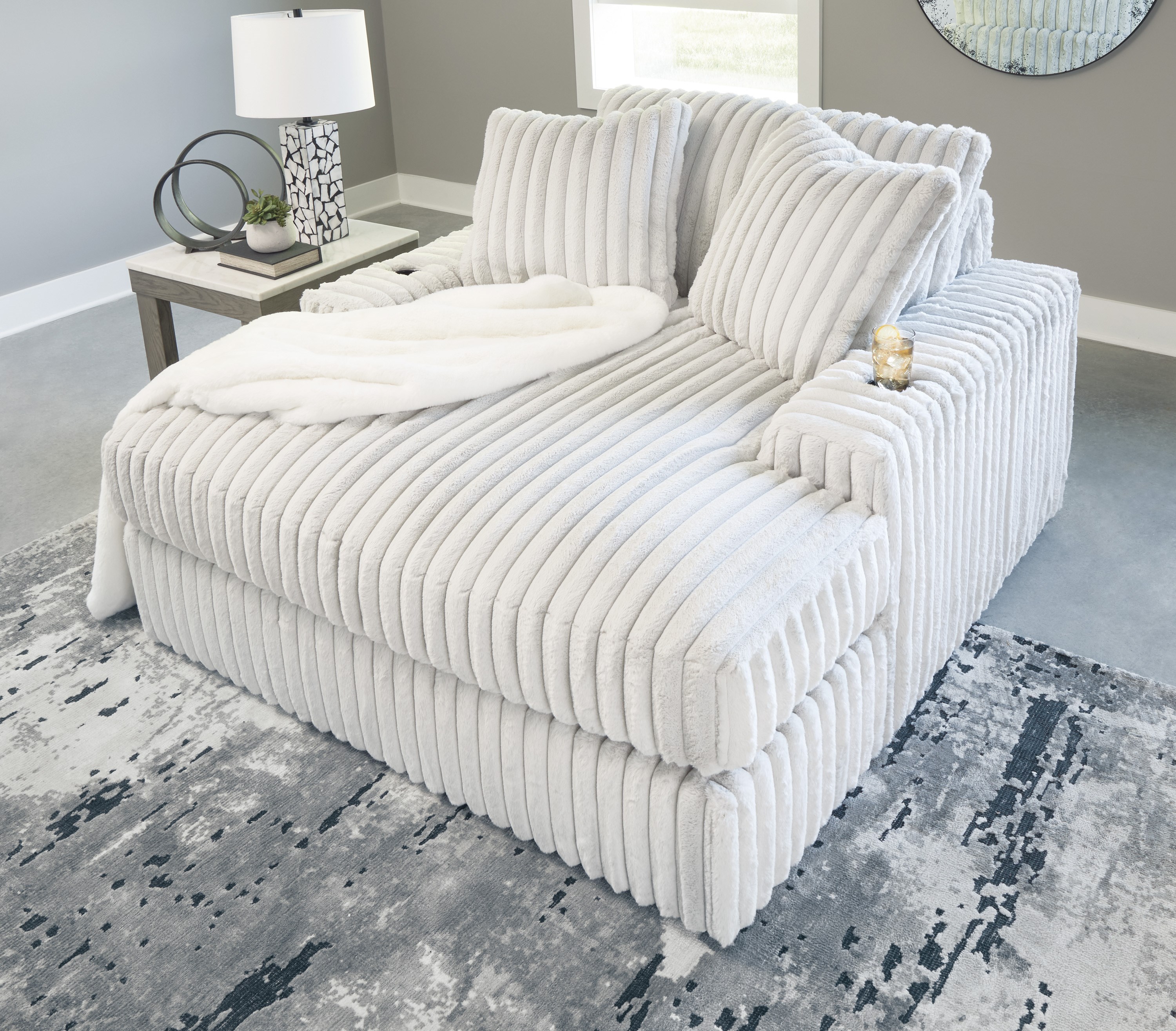 Stupendous Oversized Koltuk