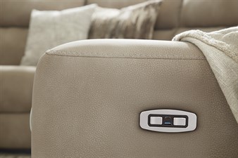 Next-Gen Durapella Elektrikli Mekanizmalı Üçlü TV Koltuğu