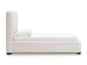 Whittgate Queen Boy Karyola