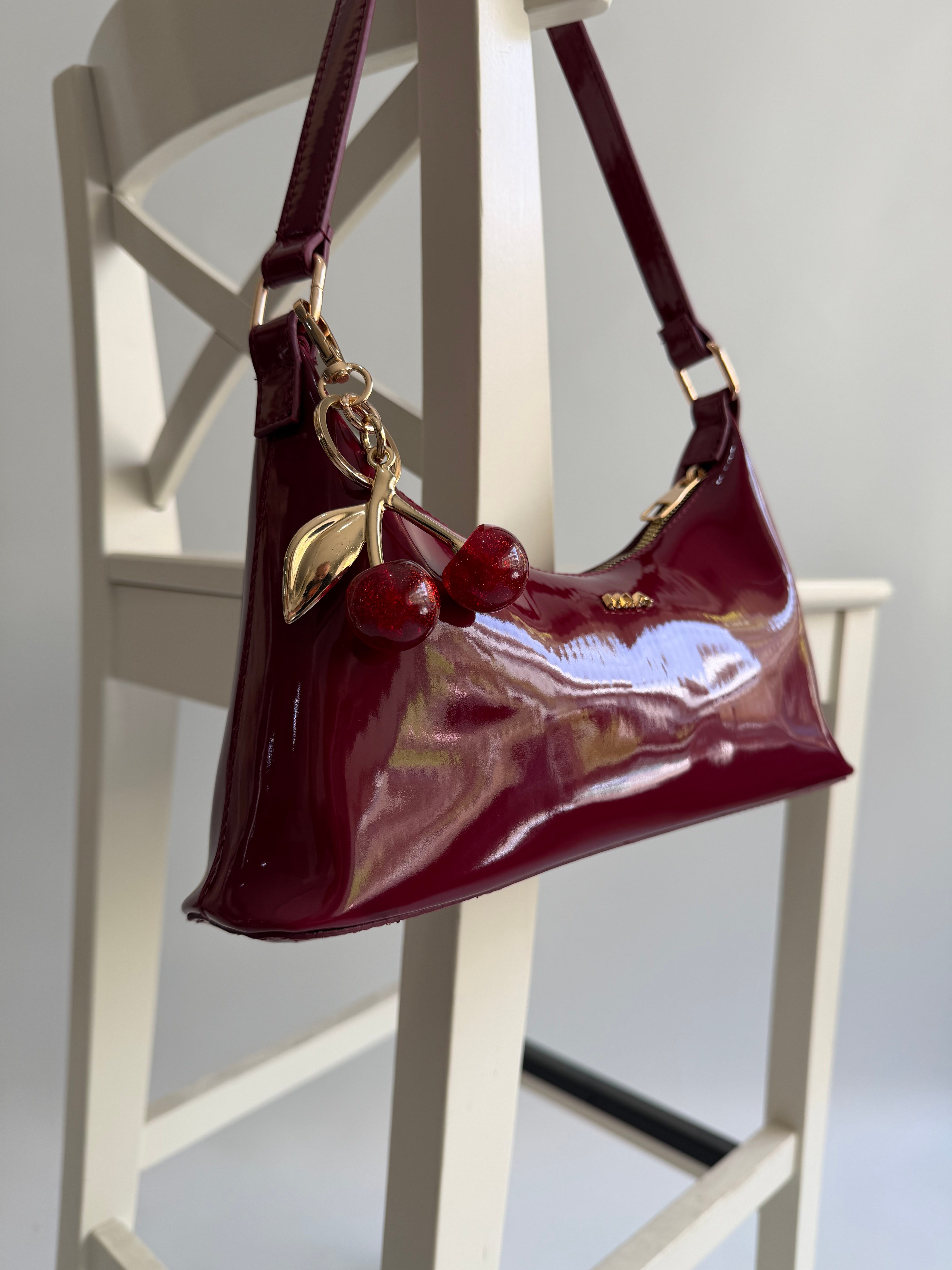 Rugan Baget Model Kadın El ve Omuz Çantası Bordo Cherry Red ( Kiraz Hediyeli )