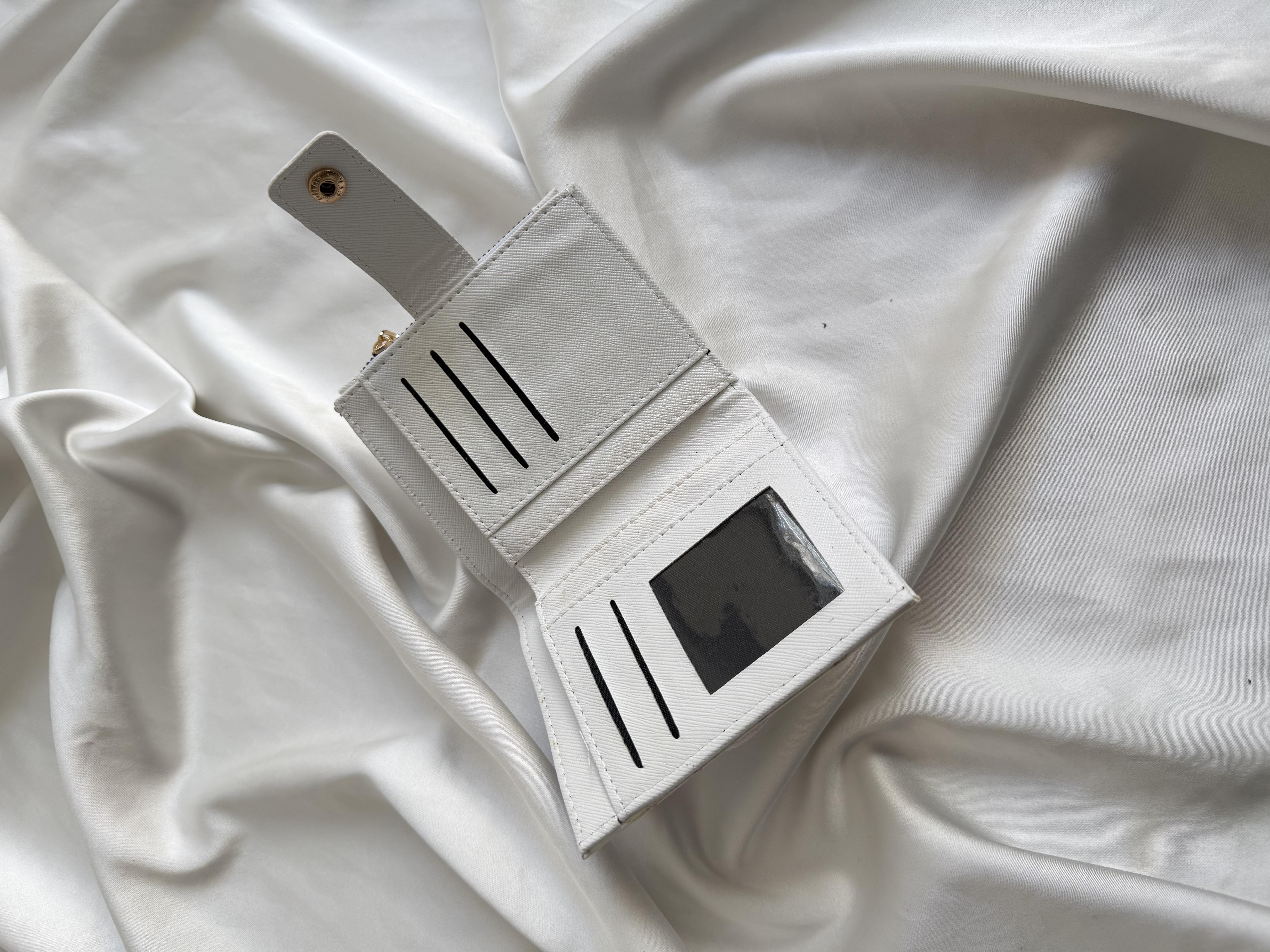 Wallet Model Cüzdan 1 Beyaz