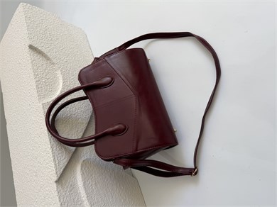 Safari Model El Ve Kadın Omuz Çantası , Okul Çantası , Bordo