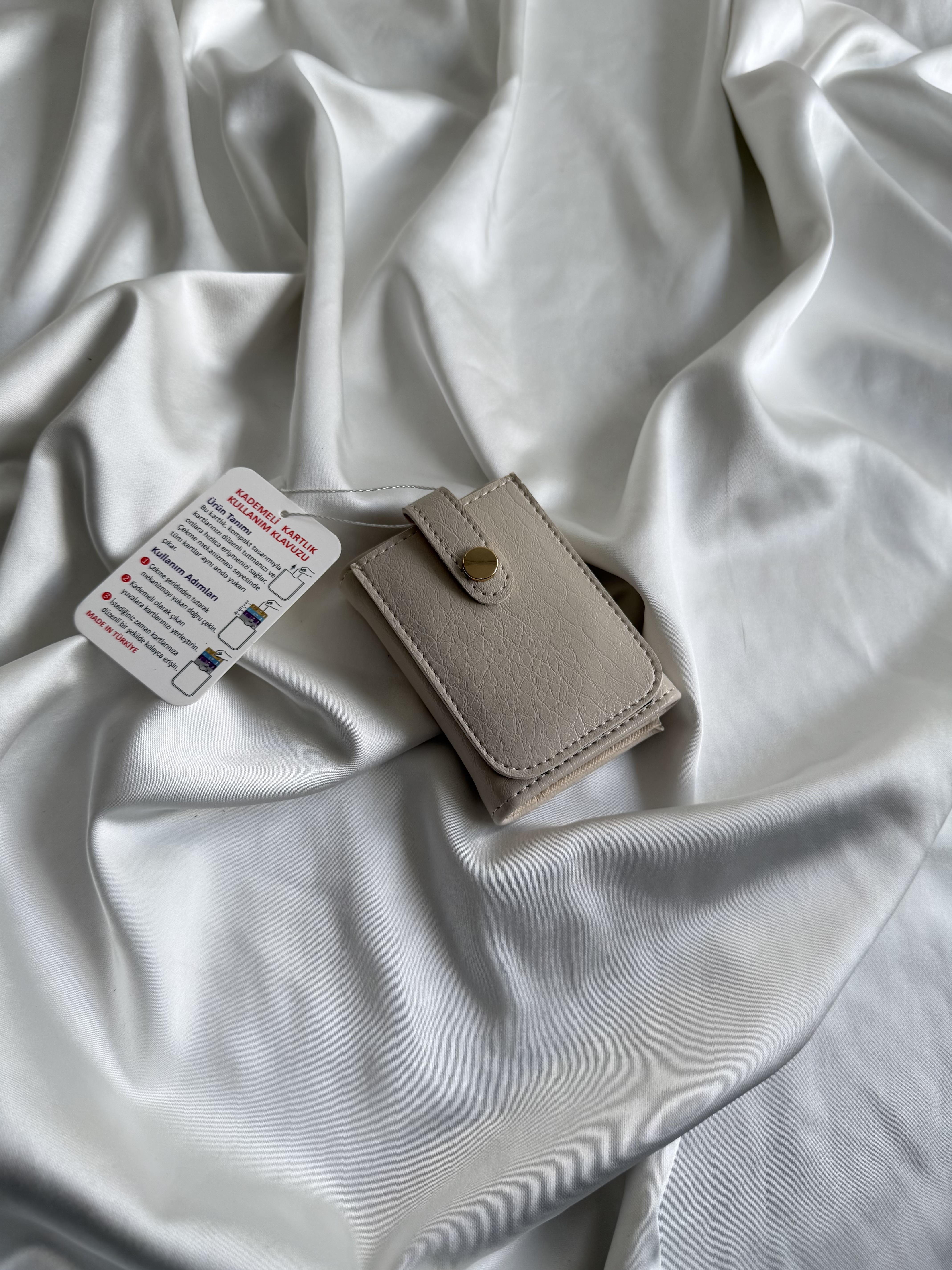 Wallet Model Cüzdan 7 Krem