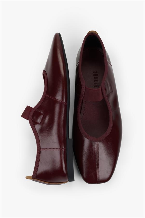 Kadın Bless Bordo Cilt Lastikli Spor Babet