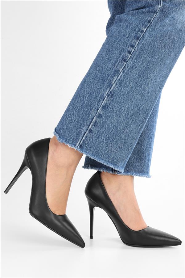 Kadın Deyna Siyah Cilt Klasik Topuklu Stiletto