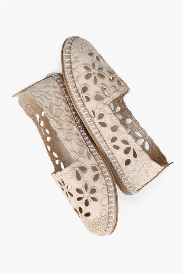 Kadın Flory Bej Çiçek İşlemeli Espadril